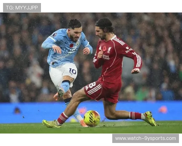 曼城逆转利物浦夺冠全程回顾球队关键球员表现分析